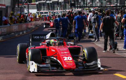 Tréninky F2 v Abu Dhabi: Charouzovi hoši mezi nejrychlejšími