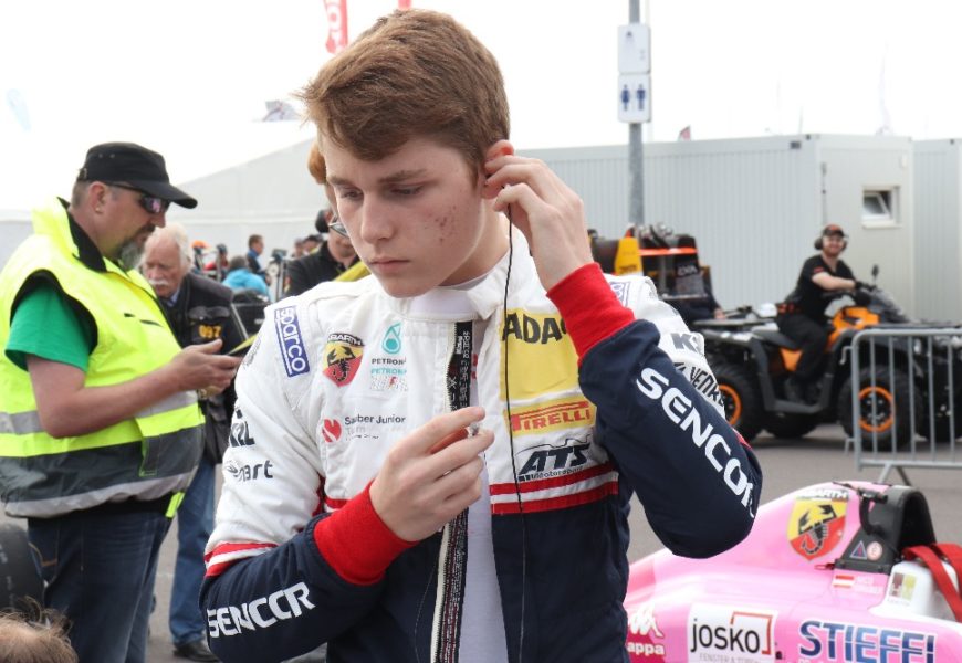 U Alfa Romeo Racing si mnou ruce: Staněk junior zajel neskutečnou kvalifikaci F4!