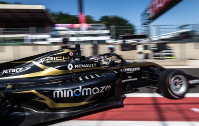 Evropská Formule Renault: Ptáček se těší na Nürburgring