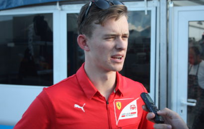 Kvalifikace F2 v Soči: Charouzův Ilott senzační třetí, de Vries na pole-position