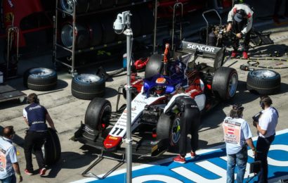 Paráda pro Charouzů v tým: Delétraz dojel v závodě F2 v Rakousku druhý