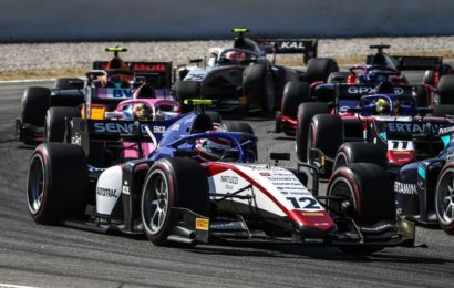 F2 v Barceloně: Bodovali Delétraz i Piquet, Brazilec poprvé v sezóně