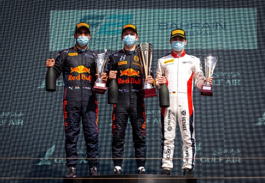 F2 v Bahrajnu:  Pro Charouz Racing System začala nová sezóna parádně