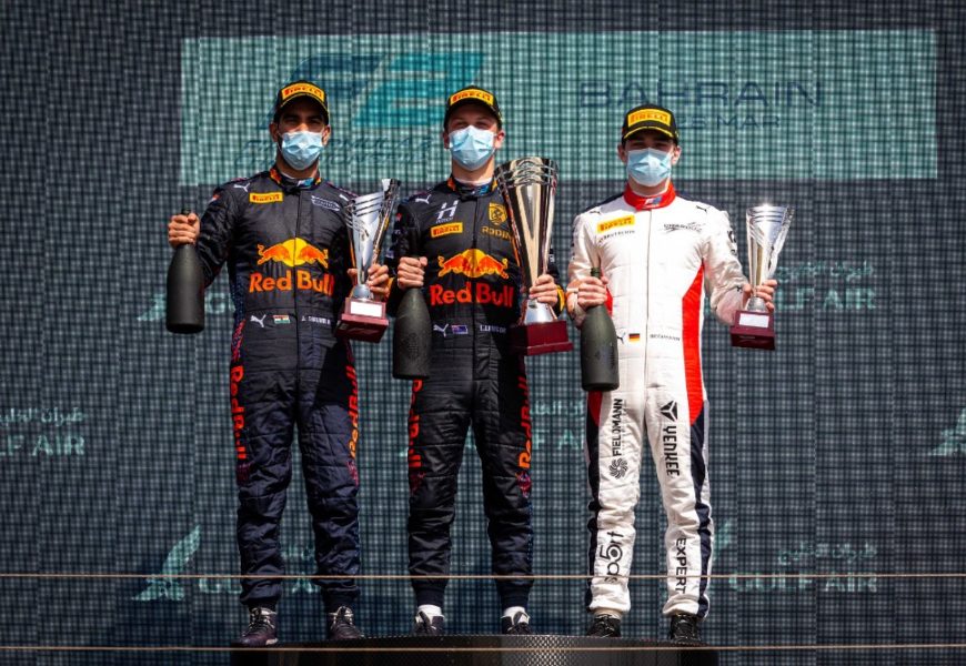 F2 v Bahrajnu:  Pro Charouz Racing System začala nová sezóna parádně