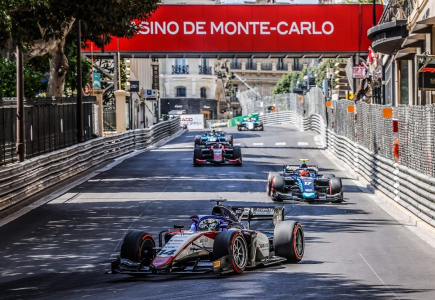 Páteční sprint F2 v Monaku: Beckmanna zbrzdil „zákaz předjíždění“