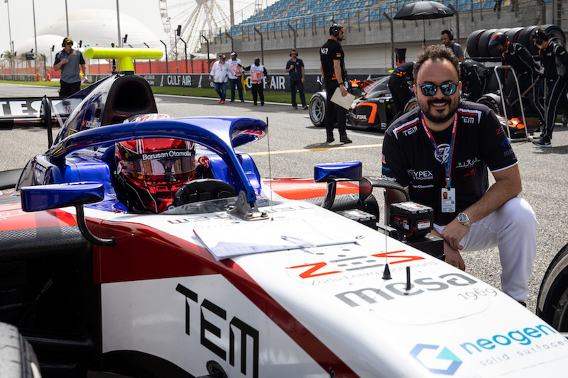 Bahrajn: Nedělní závod F2 vyhrála mladá francouzská naděje Pourchaire