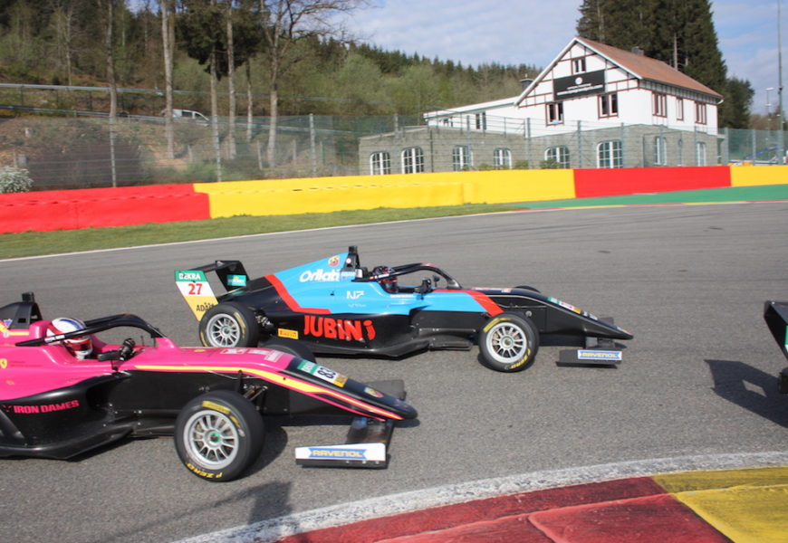 Italské F4 ve Spa: Antonelliho tripple