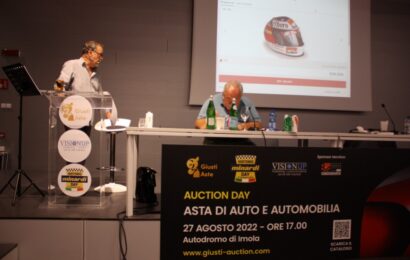 Aukce Asta v Imole: Koho ohřeje Ferrariho kabát?