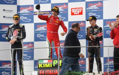 F4 v Mugellu: Víkend snů Andrei Kimi Antonelliho