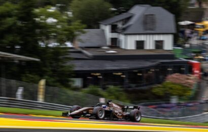 Nedělní zlatý pohár Formule 2 ve Spa patří Doohanovi, body pro Staňka